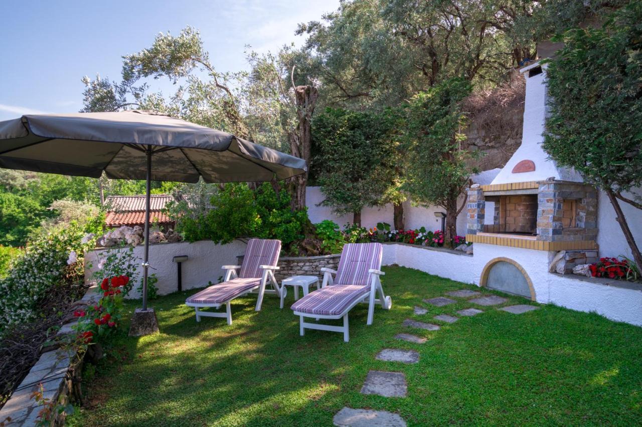Gardenia Sea View Home Chorefton Bagian luar foto