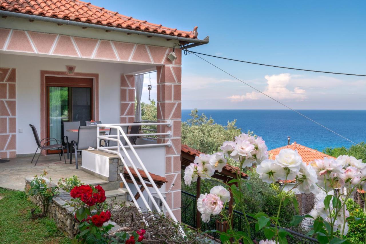 Gardenia Sea View Home Chorefton Bagian luar foto
