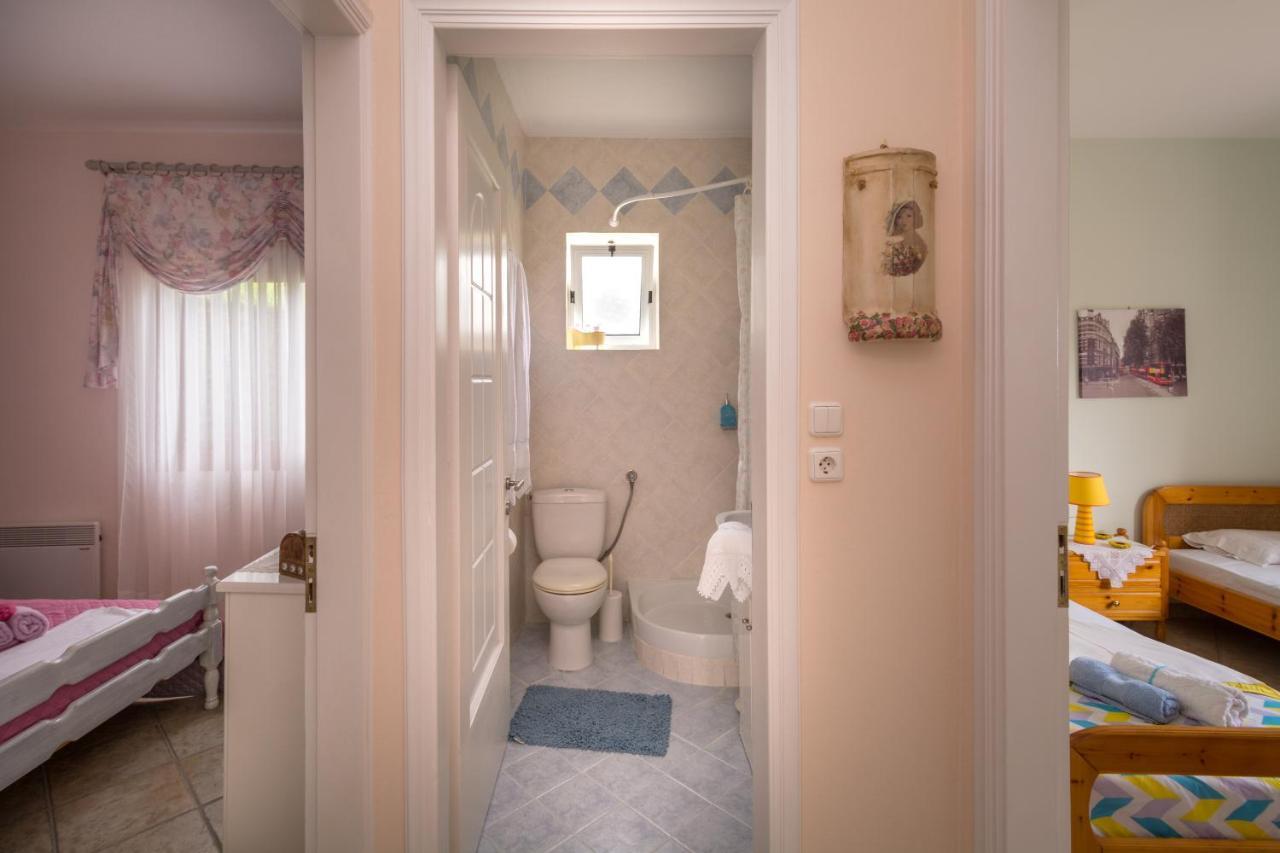 Gardenia Sea View Home Chorefton Bagian luar foto
